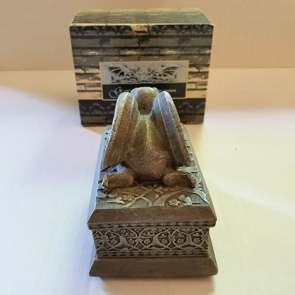 Vintage 1995 Gargoyles by Vandor Gargoyle Rectangle Trinket Jewelry Box